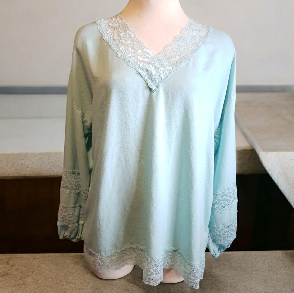 Soft Surroundings Top Womens M Green Tunic Lagenlook Vneck Laced Hippie Pullover